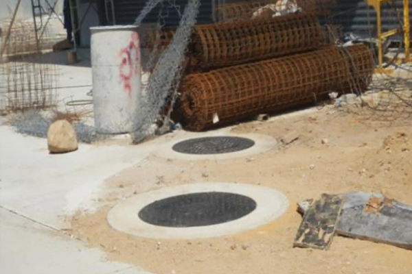 งานวางท่อไฟฟ้า, สื่อสารพร้อมบ่อพักสาย